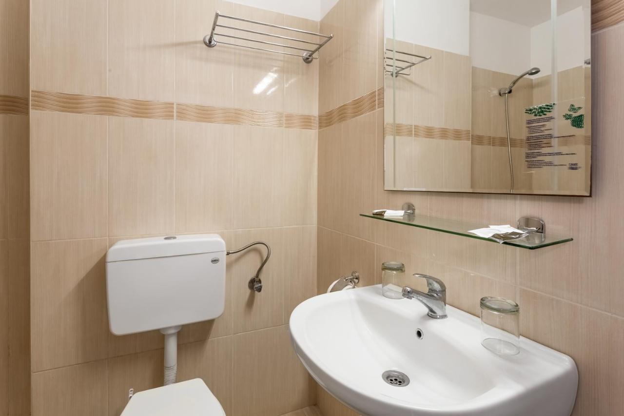 Hotel Neko Saturn Zewnętrze zdjęcie