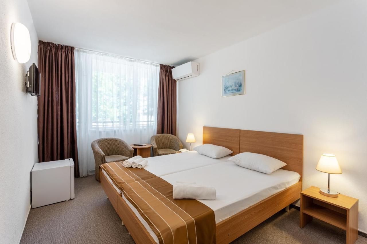 Hotel Neko Saturn Zewnętrze zdjęcie